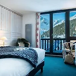 1850 Hotell 4*